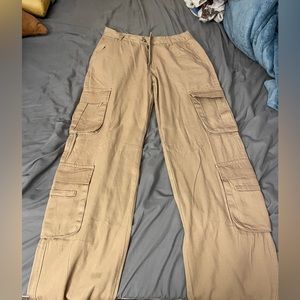 Brand new no tags cargo pants size small